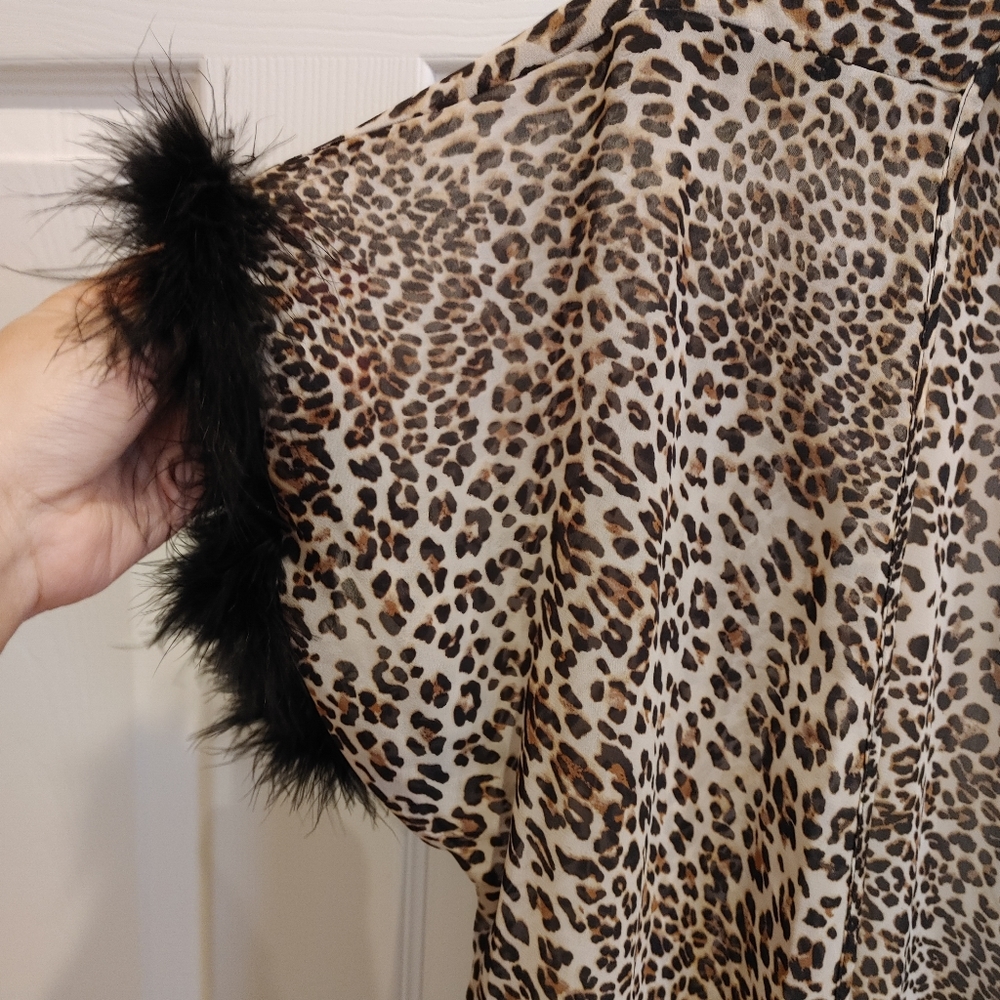 ✨️In Bloom Leopard Print Robe - Picture 12 of 14